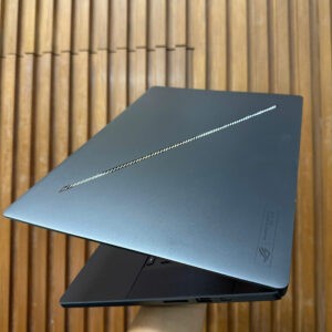 Asus ROG Zephyrus G16 GU605MI, Ultra 9 185H, 16G, 1T, RTX4070, 16in, QHD+ OLED, 240Hz