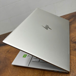 HP Envy 17m, Core i7 1065G7, 16G, 256G + 1T, MX330, 17.3in, touch