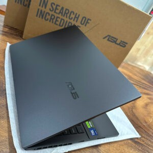 Asus Vivobook Pro 15 OLED Q533, Ultra 7 155H, 16G, 1T, RTX3050