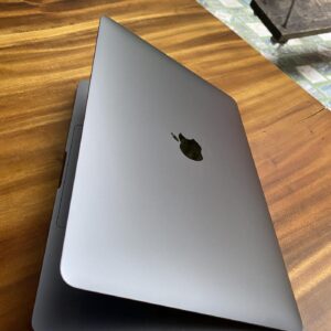 Macbook Pro 2020 13inch, M1, 8G, 256G, 13.3in