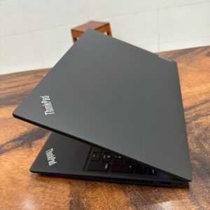 Thinkpad P16s Gen 2
