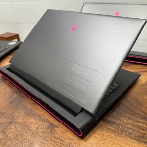 Dell Alienware M18 R1 Ryzen 9