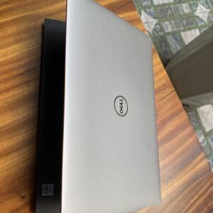 Dell XPS 9500