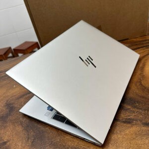 HP Elitebook 860 G10